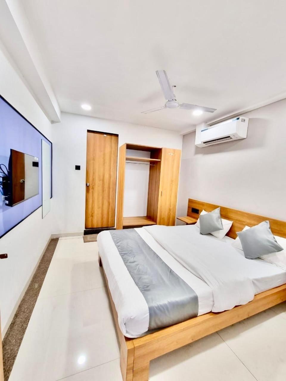 Sigma Inn By Nexottel Bhatha Ngoại thất bức ảnh
